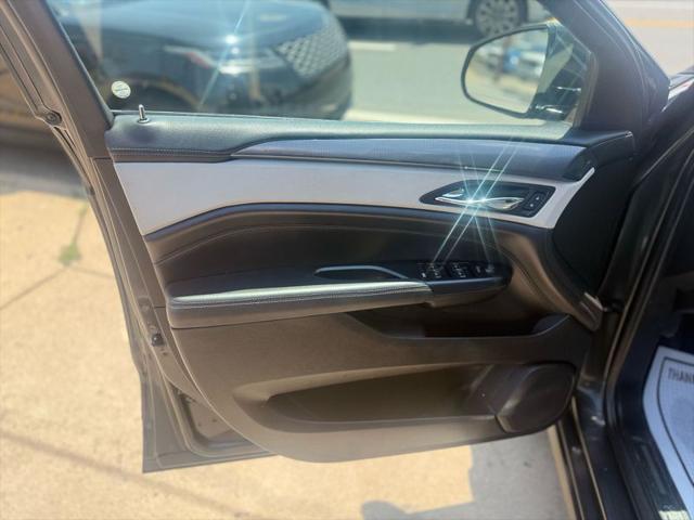 2016 Cadillac SRX Standard