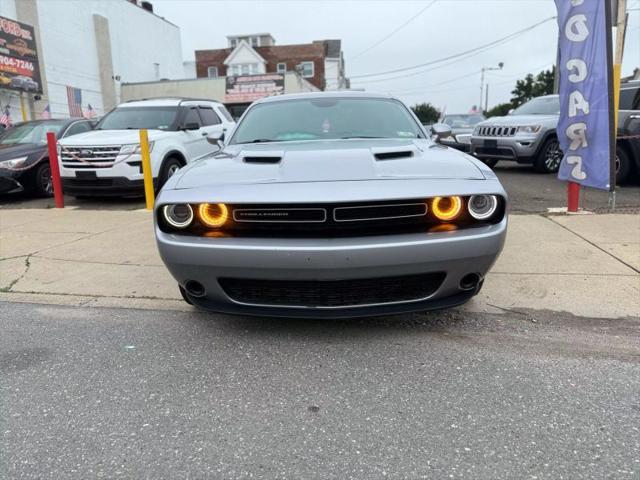 2015 Dodge Challenger SXT Plus