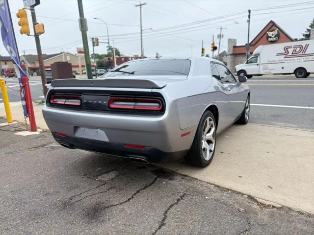 2015 Dodge Challenger SXT Plus