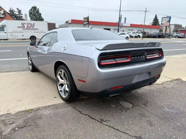 2015 Dodge Challenger SXT Plus