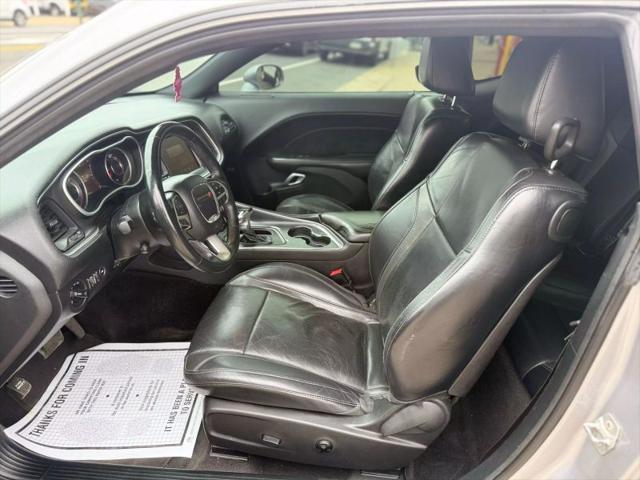 2015 Dodge Challenger SXT Plus