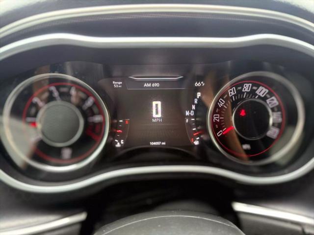 2015 Dodge Challenger SXT Plus
