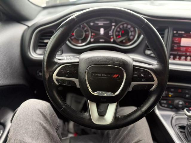 2015 Dodge Challenger SXT Plus