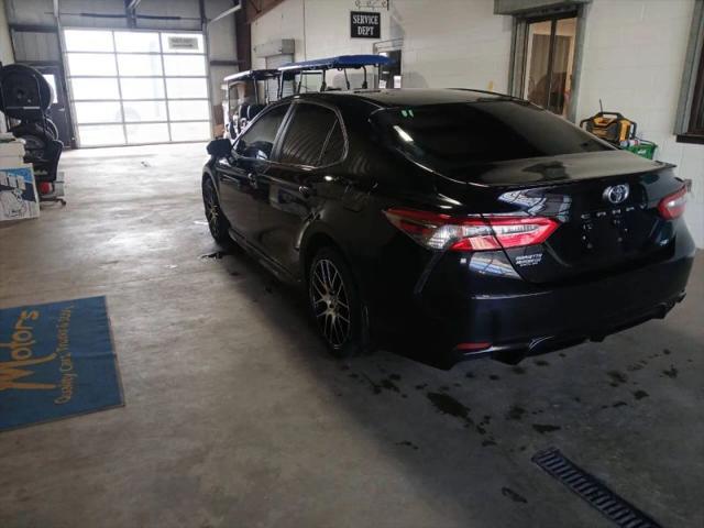 2018 Toyota Camry SE
