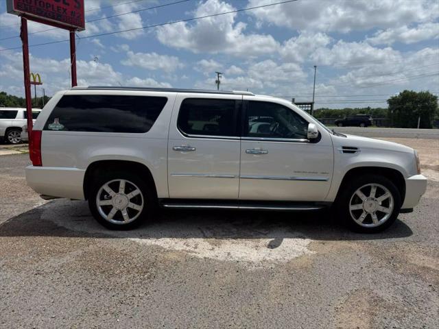 2011 Cadillac Escalade ESV Luxury