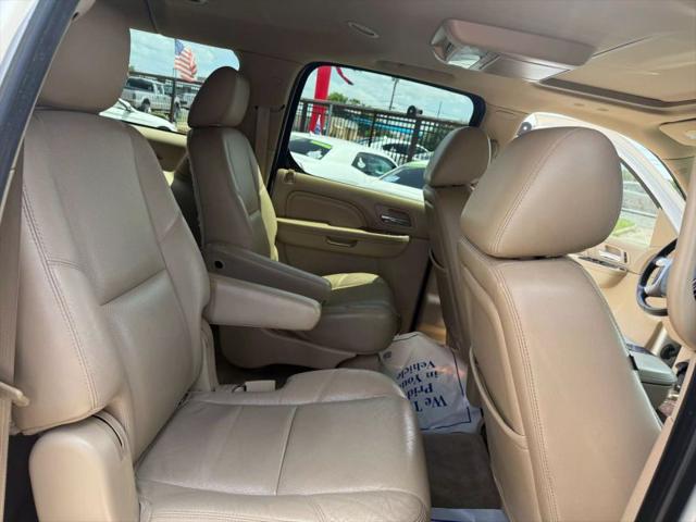 2011 Cadillac Escalade ESV Luxury