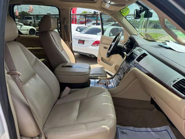2011 Cadillac Escalade ESV Luxury