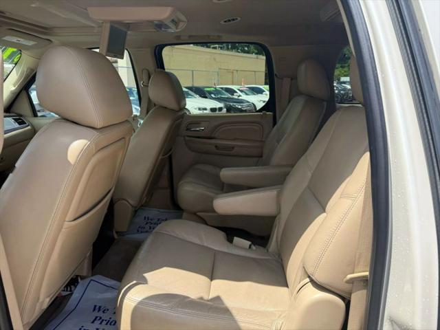 2011 Cadillac Escalade ESV Luxury