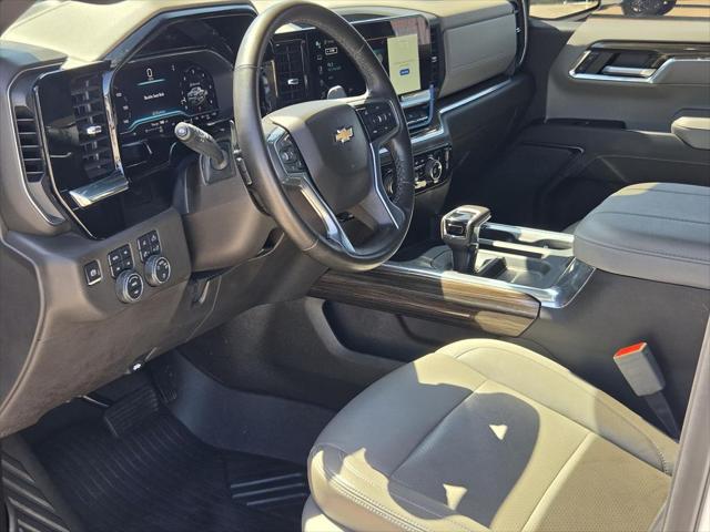 2024 Chevrolet Silverado 1500 4WD Crew Cab Standard Bed LT