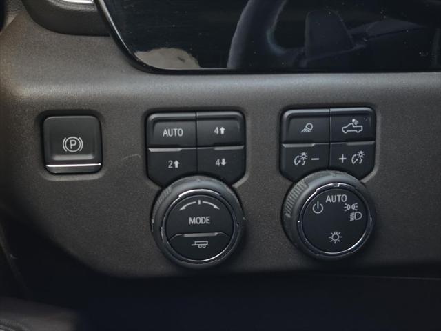 2024 Chevrolet Silverado 1500 4WD Crew Cab Standard Bed LT