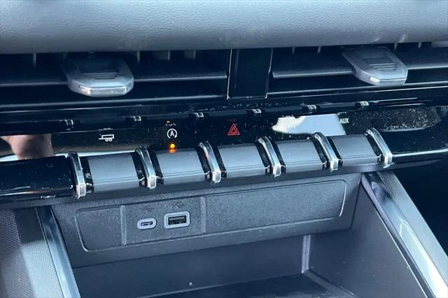 2025 GMC Canyon 2WD Elevation
