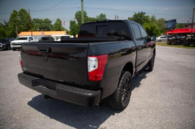 2018 Nissan TITAN SV