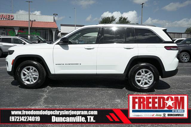 2023 Jeep Grand Cherokee Laredo 4x2