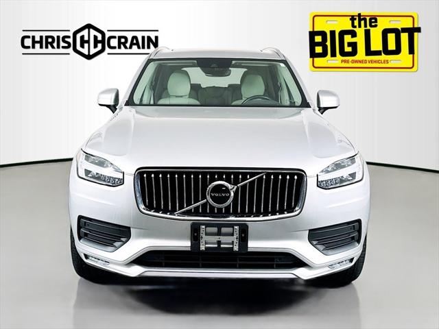2022 Volvo XC90 T5 Momentum 7 Passenger