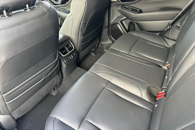 2025 Subaru Outback Touring XT