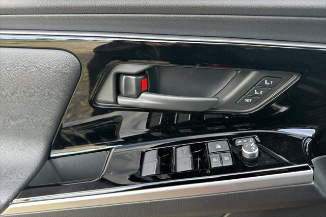 2025 Subaru Solterra Limited