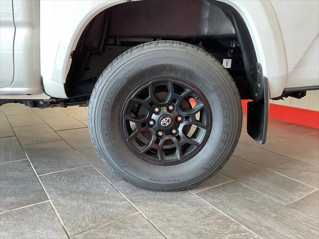 2020 Toyota Tacoma SR5 V6