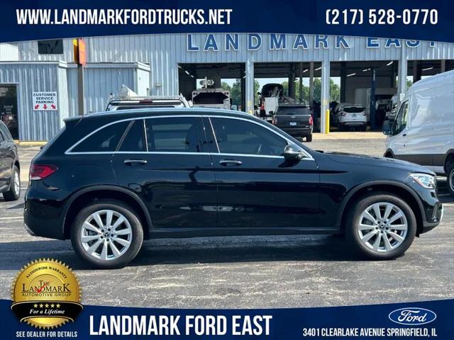 2021 Mercedes-Benz GLC 300 SUV 2021 Mercedes-Benz GLC 300 SUV