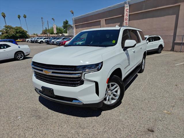 2023 Chevrolet Suburban 2WD LT