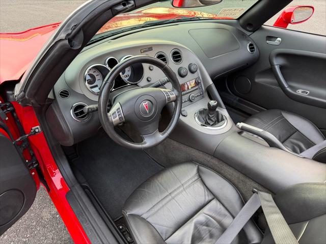 2006 Pontiac Solstice CONVERTIBLE