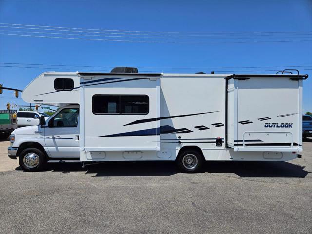 2019 Ford E-450 Cutaway 27D