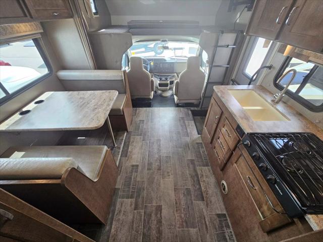 2019 Ford E-450 Cutaway 27D