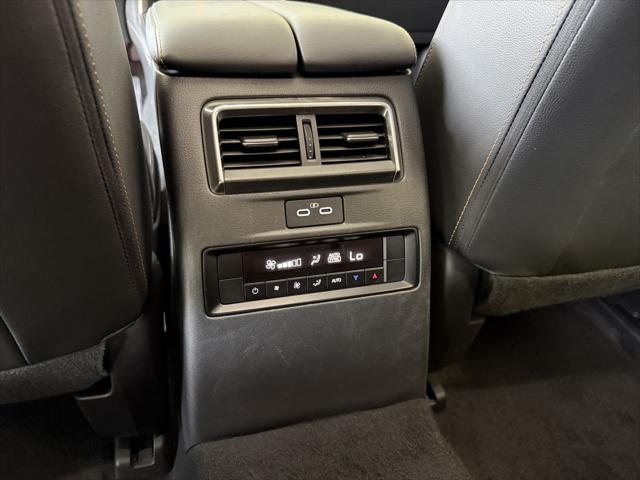 2024 Mazda X-90 3.3 Turbo Preferred Plus