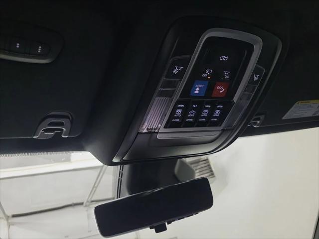 2026 Ram 1500 Limited Crew Cab 4x4 5'7" Box