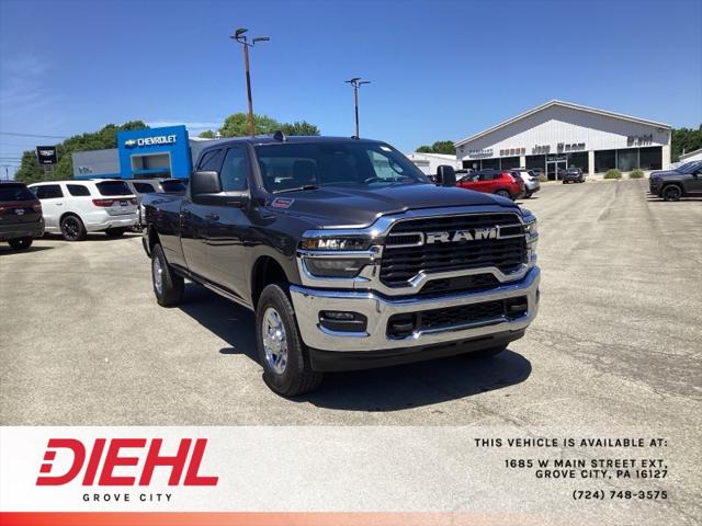 2025 RAM Ram 3500 RAM 3500 TRADESMAN CREW CAB 4X4 8 BOX