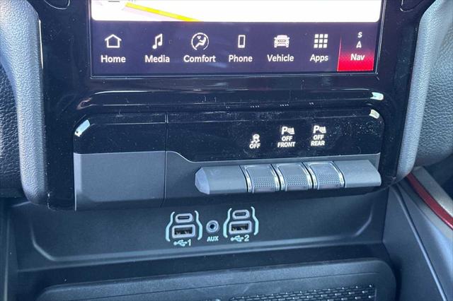 2026 Ram 1500 Rebel Crew Cab 4x4 5'7" Box