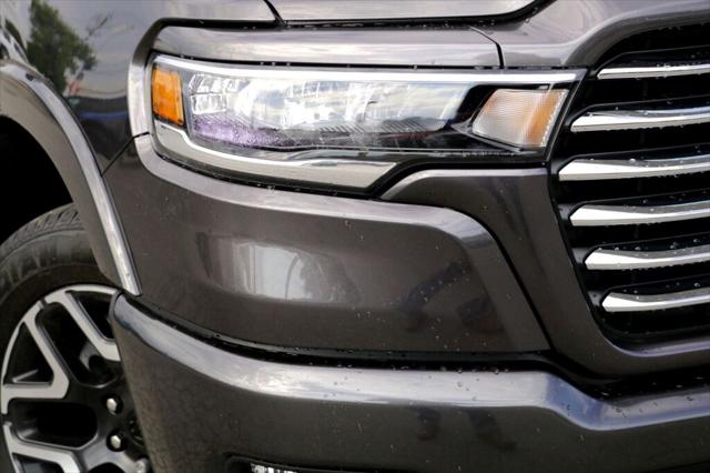 2026 RAM Ram 1500 RAM 1500 LARAMIE CREW CAB 4X2 57 BOX