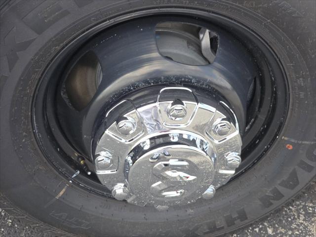 2025 RAM Ram 3500 Chassis Cab RAM 3500 BIG HORN CREW CAB CHASSIS 4X4 60 CA