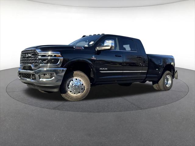 2025 RAM Ram 3500 RAM 3500 LIMITED MEGA CAB 4X4 64 BOX