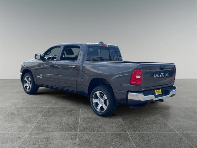 2025 RAM Ram 1500 RAM 1500 TRADESMAN CREW CAB 4X2 57 BOX