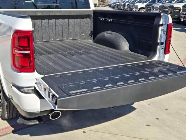 2026 Ram 1500 Limited Crew Cab 4x4 5'7" Box