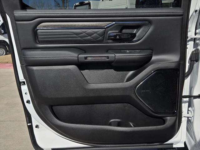 2026 Ram 1500 Limited Crew Cab 4x4 5'7" Box