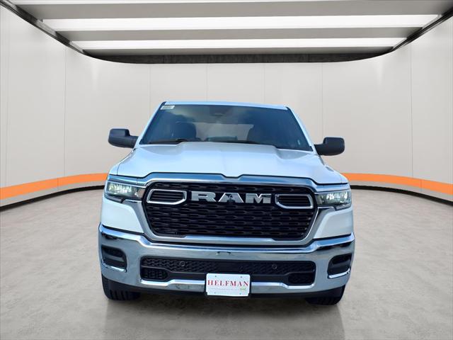 2025 RAM Ram 1500 RAM 1500 TRADESMAN CREW CAB 4X2 57 BOX 2025 RAM Ram 1500 RAM 1500 TRADESMAN CREW CAB 4X2 57 BOX