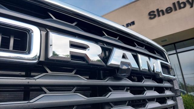 2025 RAM Ram 2500 RAM 2500 TRADESMAN CREW CAB 4X4 64 BOX