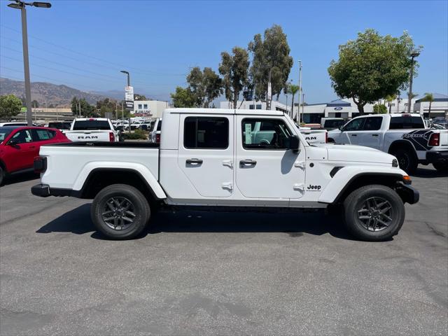 2025 Jeep Gladiator GLADIATOR SPORT S 4X4