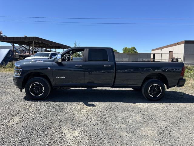2025 RAM Ram 3500 RAM 3500 LARAMIE CREW CAB 4X4 8 BOX 2025 RAM Ram 3500 RAM 3500 LARAMIE CREW CAB 4X4 8 BOX