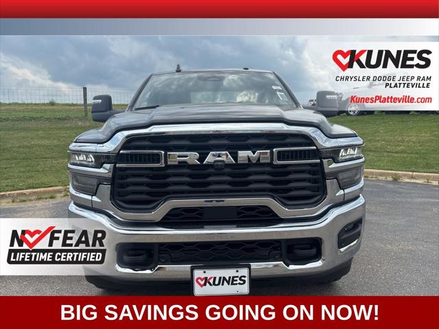 2025 RAM Ram 3500 RAM 3500 BIG HORN CREW CAB 4X4 64 BOX