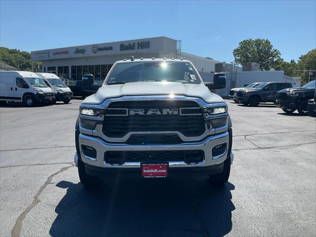 2025 RAM Ram 5500 Chassis Cab RAM 5500 TRADESMAN CHASSIS CREW CAB 4X4 84 CA 2025 RAM Ram 5500 Chassis Cab RAM 5500 TRADESMAN CHASSIS CREW CAB 4X4 84 CA