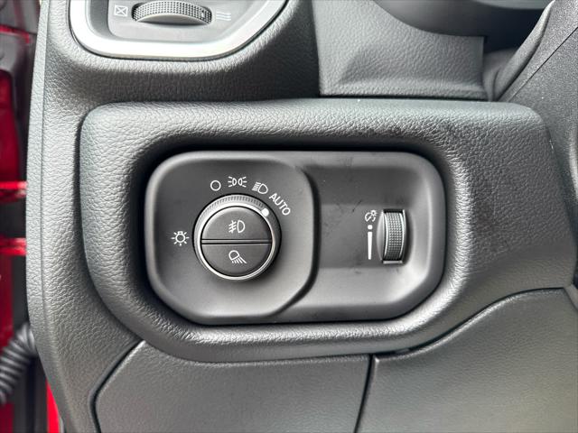 2025 Ram 2500 Big Horn Crew Cab 4x2 64 Box