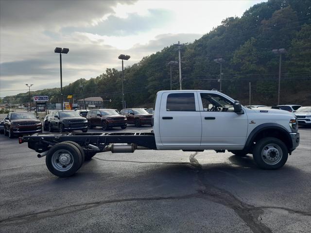2025 RAM Ram 5500 Chassis Cab RAM 5500 TRADESMAN CHASSIS CREW CAB 4X4 84 CA