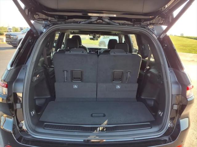 2025 Jeep Grand Cherokee L Laredo X 4x4