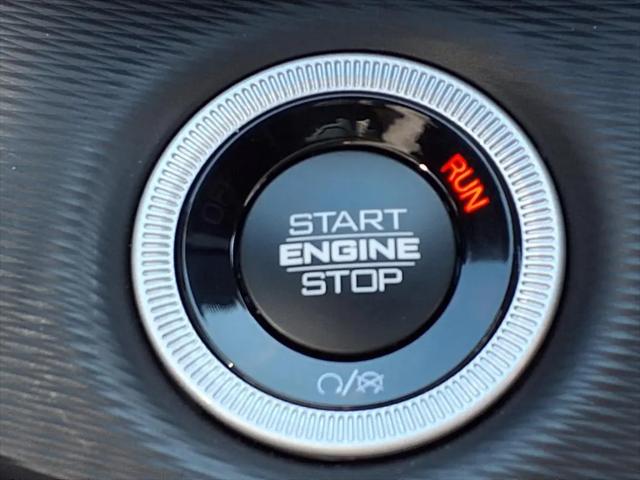 2025 Jeep Grand Cherokee L Laredo X 4x4