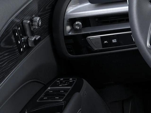 2025 Cadillac iQ Sport w/1SJ