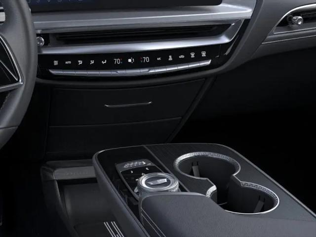 2025 Cadillac iQ Sport w/1SJ
