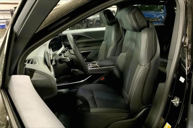 2025 Cadillac iQ Sport w/1SJ