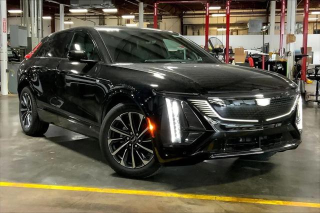 2025 Cadillac iQ Sport w/1SJ